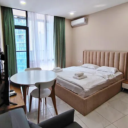 Royal Bay Apartments Batumi Exterior photo